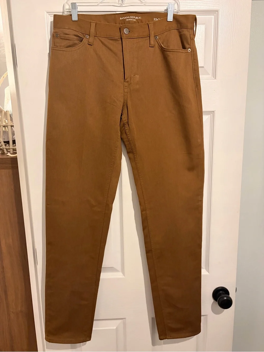 Banana Republic Men’s Tan Straight-Leg Chinos
